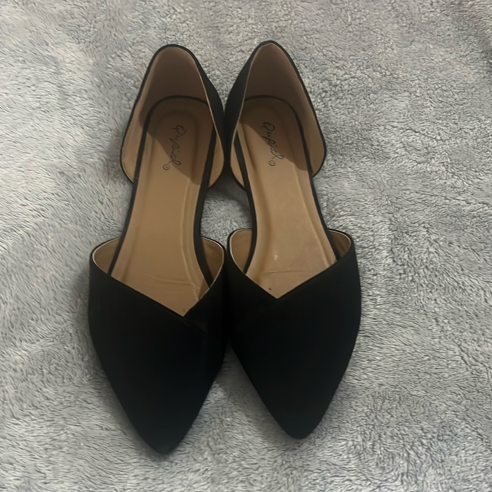 Qupid flats - black. Great for work! Very cute and worn once!